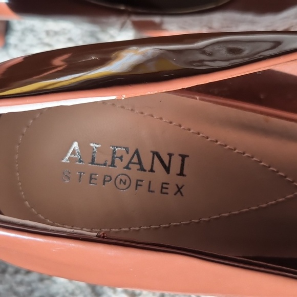 Alfani Step N' Flex Women's Tarah Square-Toe Pumps - Picture 4 of 5